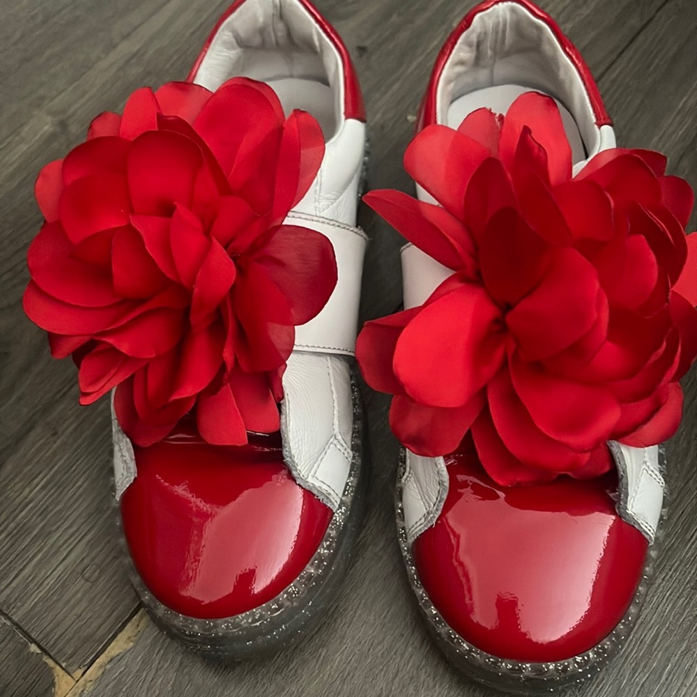 Little girl Monnalisa sneakers
